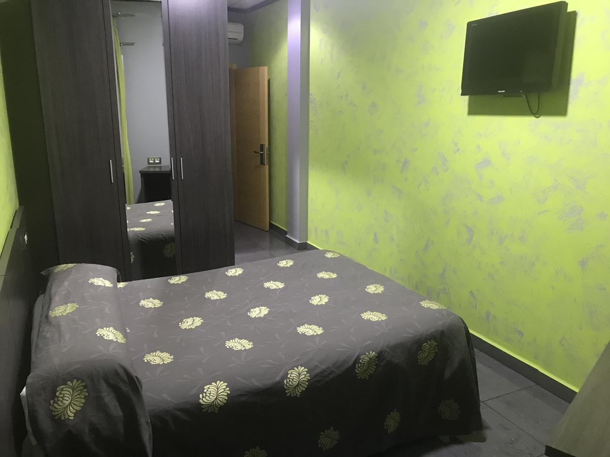 Hostal Kavanna San Pedro de Merida Exteriör bild