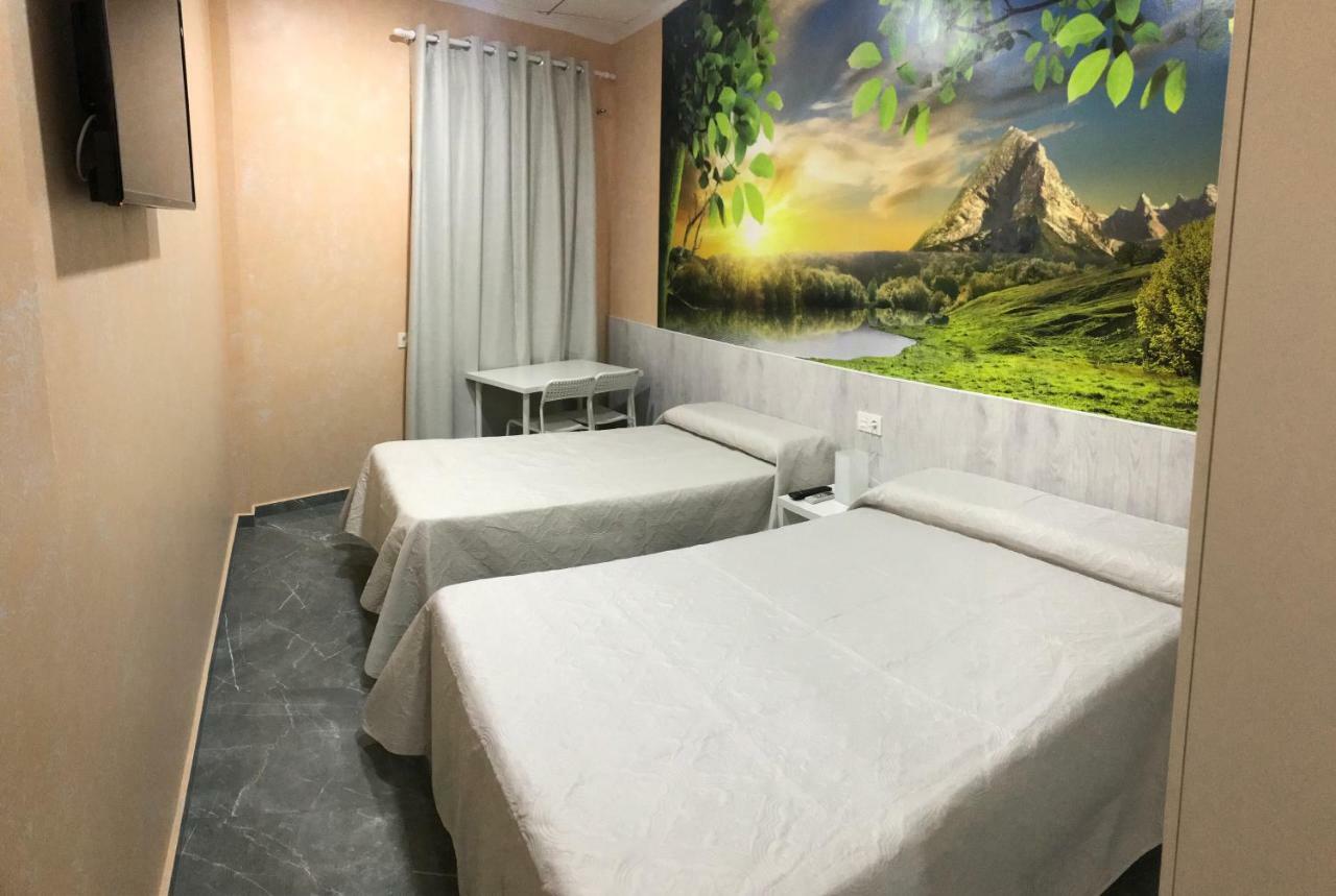 Hostal Kavanna San Pedro de Merida Exteriör bild